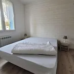 Maison Individuelle En Bord De Mer. Petit-Caux